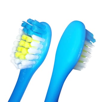 Cepillo Dental Colgate Kids 5+ Años 2un