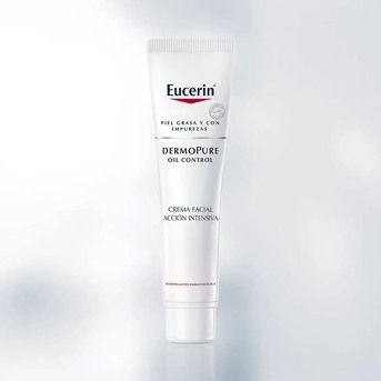 Crema facial intensiva noche Eucerin DermoPURE Oil Control x 40ml