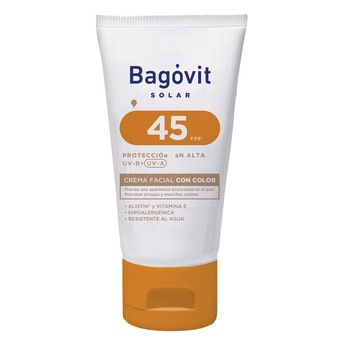 Protector Solar Facial con color Bagóvit Solar FPS 45 por 50 gr