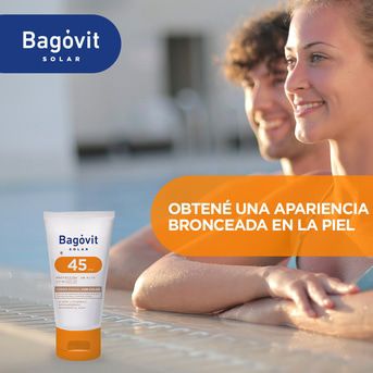 Protector Solar Facial con color Bagóvit Solar FPS 45 por 50 gr
