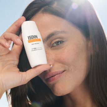 Protector Solar Isdin Ultra Spot Prevent 50 ml