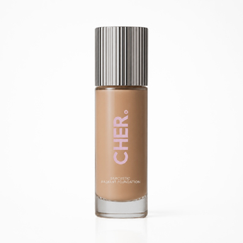 Base Cher Dieciocho Sarcastic Radiant Foundation 